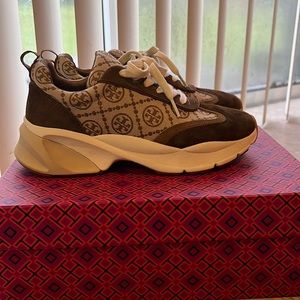 Tory Burch T Monogram Good Luck Trainer 8/5